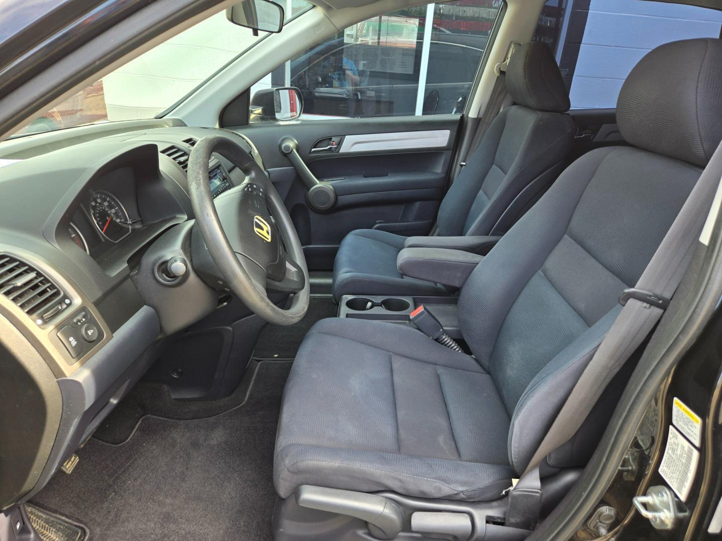 2010 Black Honda CR-V LX 2WD 5-Speed AT (5J6RE3H38AL) with an 2.4L L4 DOHC 16V engine, 5-Speed Automatic transmission, located at 503 West Court, Seguin, TX, 78155, (830) 379-3373, 29.568621, -97.969803 - 2010 Honda CR-V LX 2WD with a 2.4L L4 DOHC 16V, Automatic, Tilt, Cruise, AM/FM/CD/AUX Stereo, Power Windows, Locks and Side Mirrors, Tinted Windows, Alloy Wheels, Rear Wiper, Rear Defroster and more!! - Photo#4